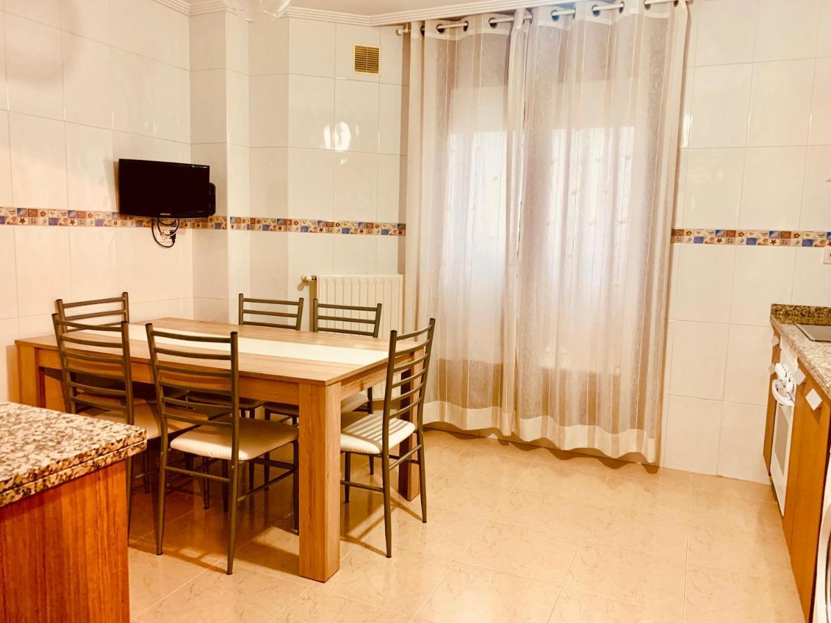 Appartamento Alfaraz Avilés Esterno foto